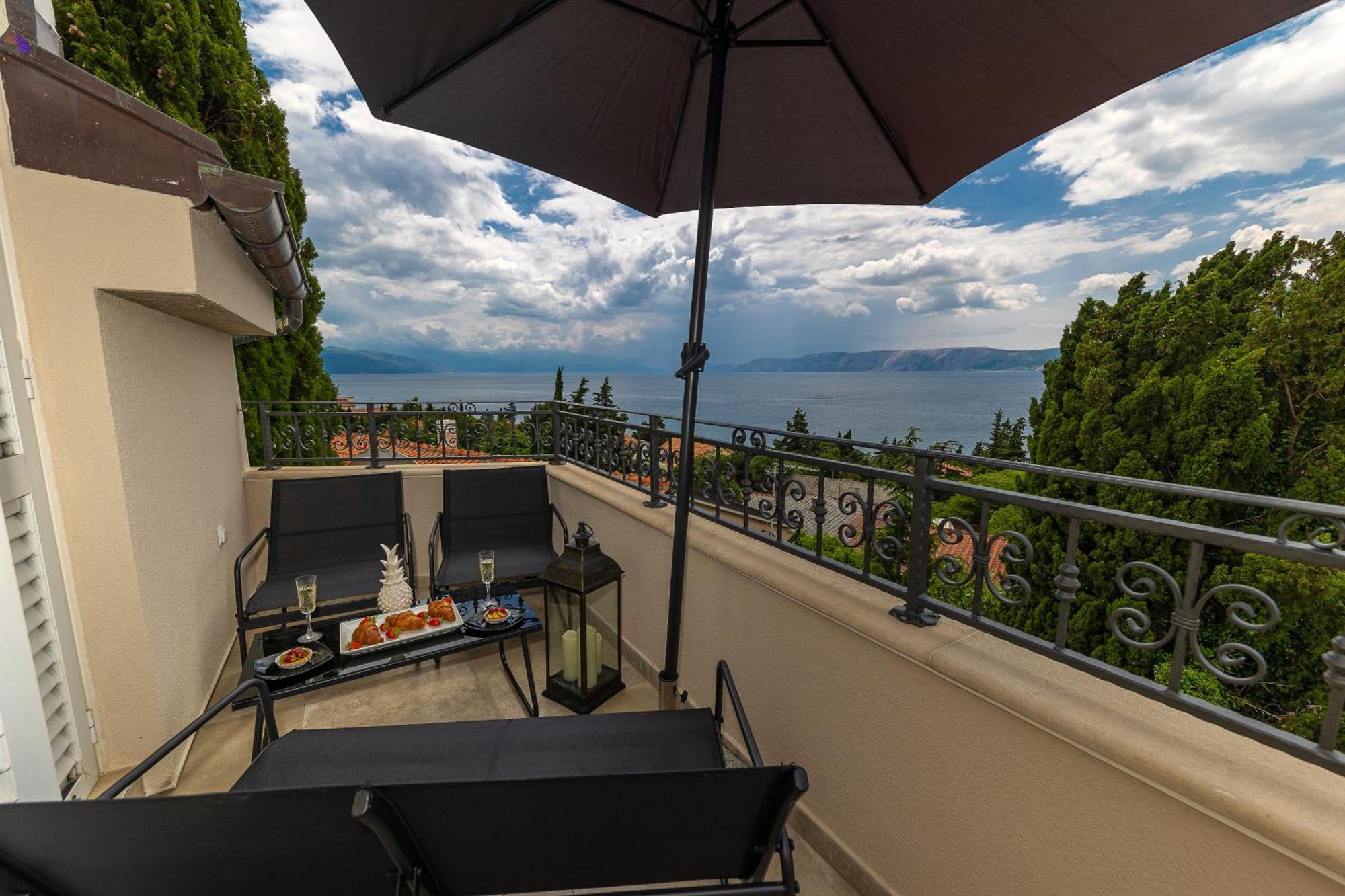 Sea House Lea Apartment Novi Vinodolski Luaran gambar